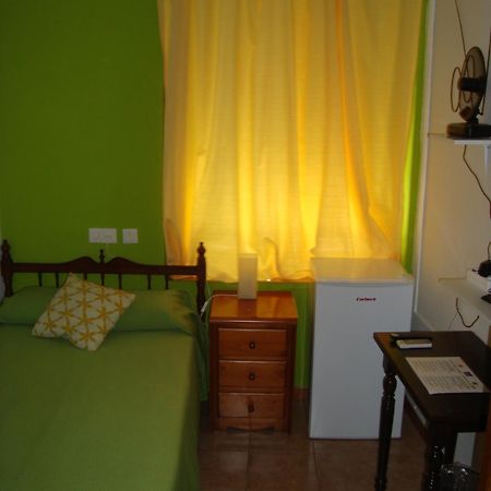 Hostal Duran Alora Exterior photo