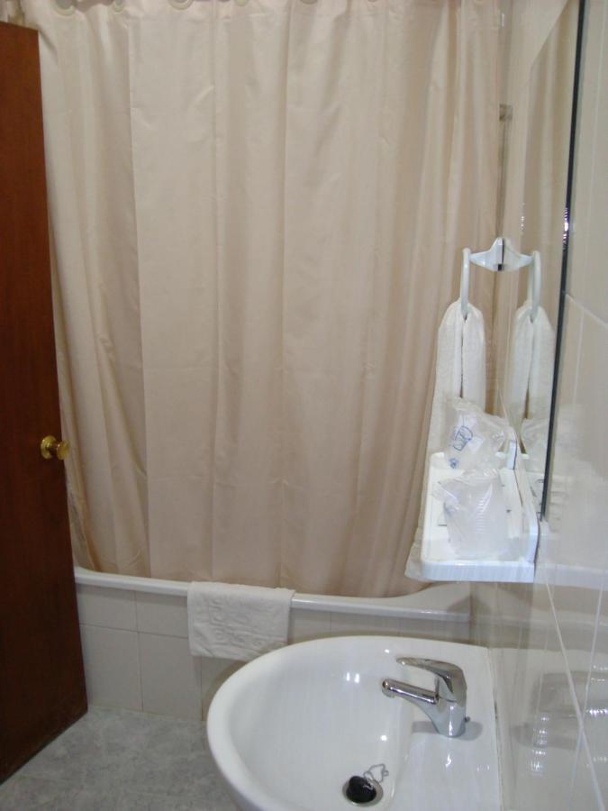 Hostal Duran Alora Exterior photo