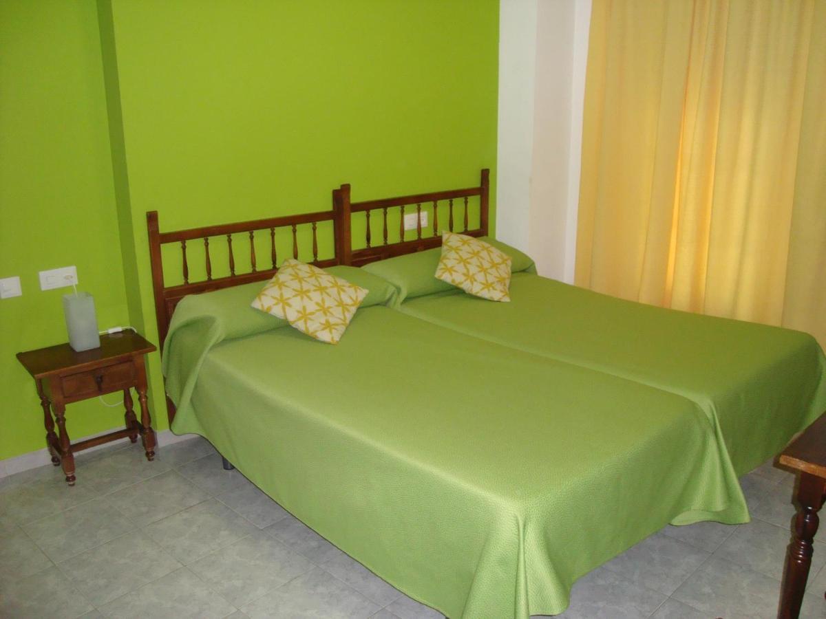 Hostal Duran Alora Exterior photo