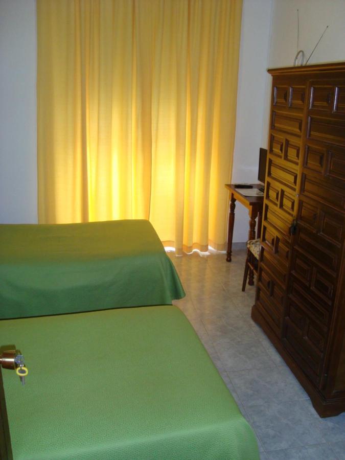 Hostal Duran Alora Exterior photo